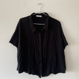 All Row Black Short Sleeve Button-Down Blouse Women’s Large
